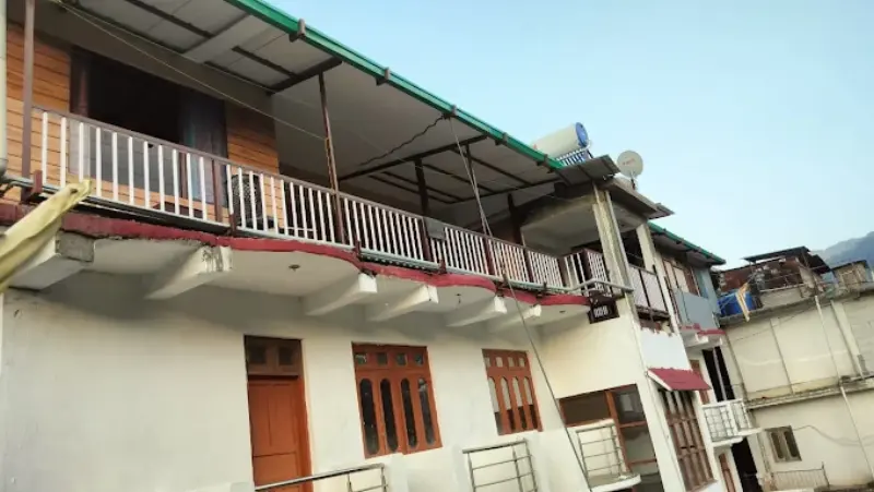 Akshat Yamunotri Resort, Barkot