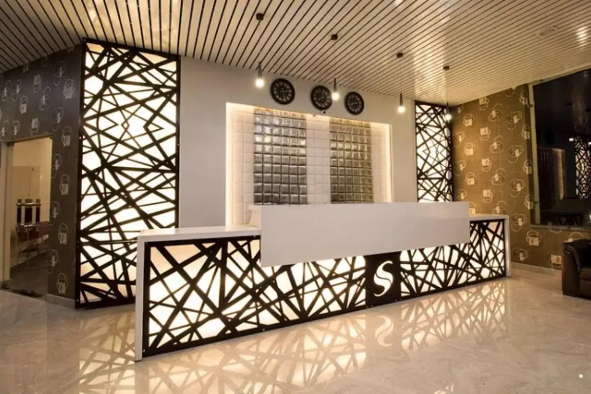 Hotel Sandstone, Dehradun