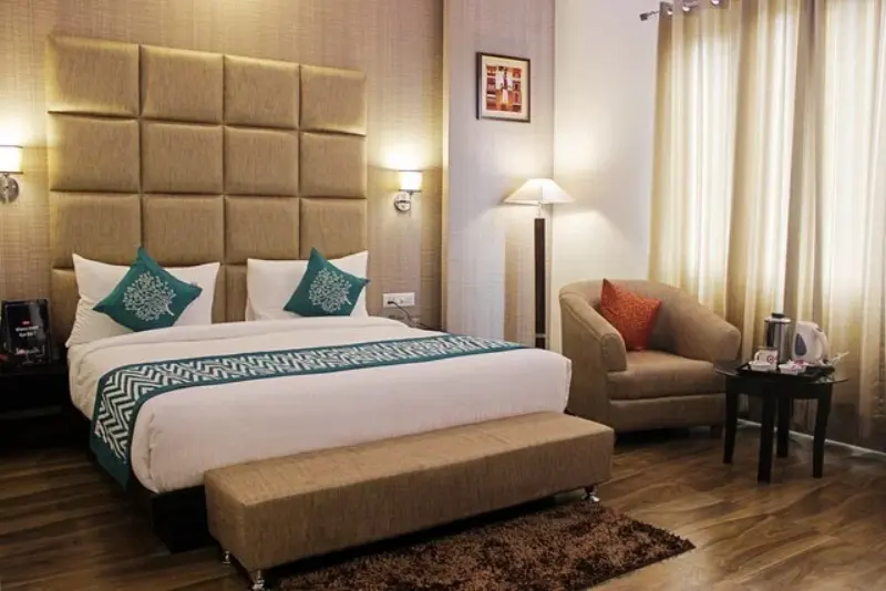 Hotel Sandstone, Dehradun