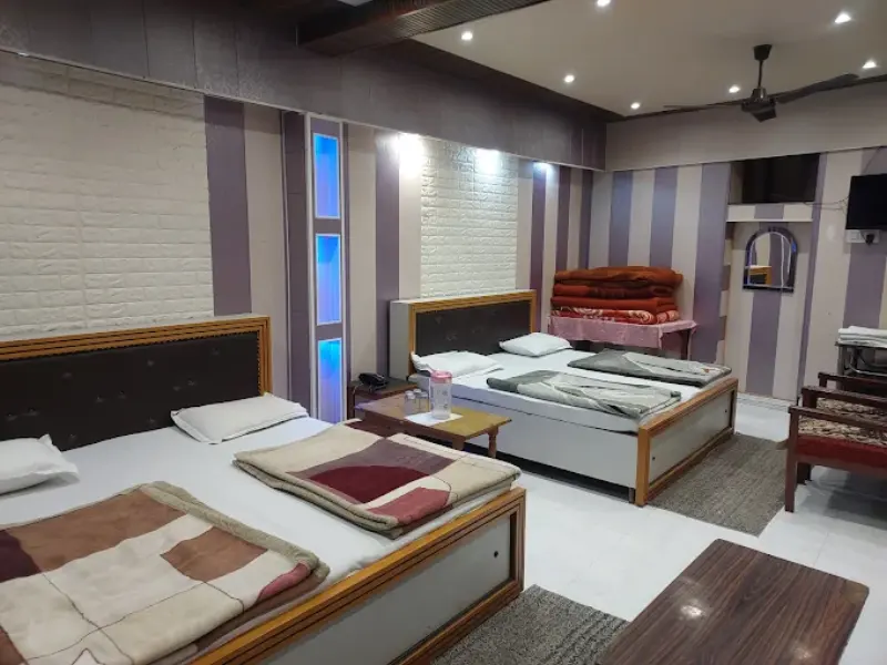Hotel Suri, Rudraprayag