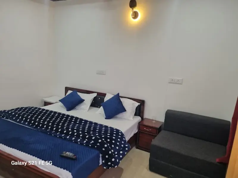 Jyotilinga Resort, Guptkashi