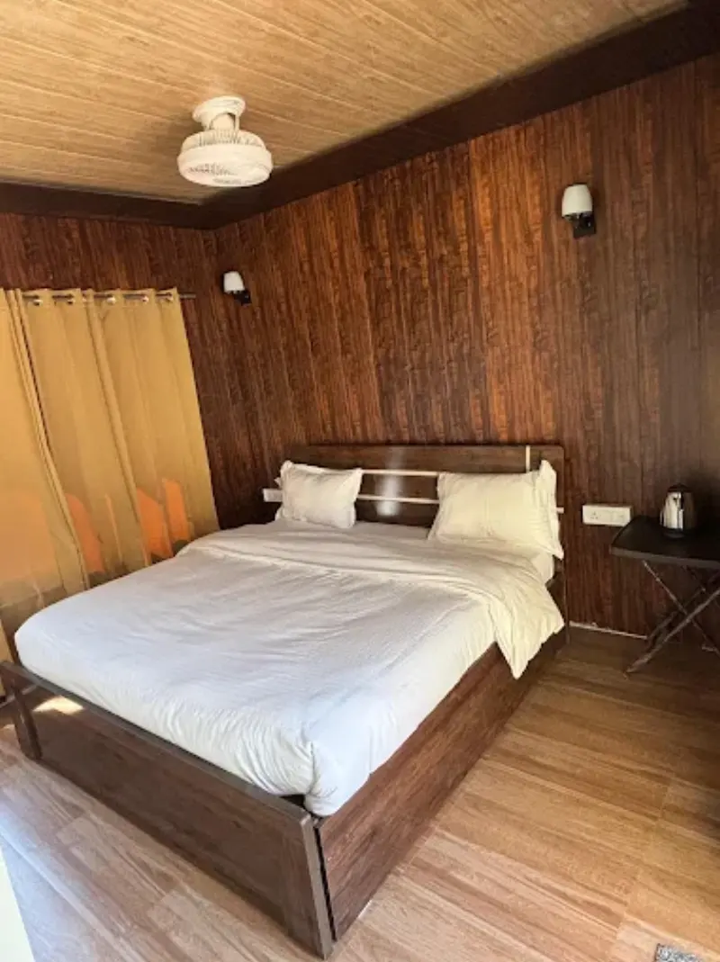 Shivalik Resort, Barkot